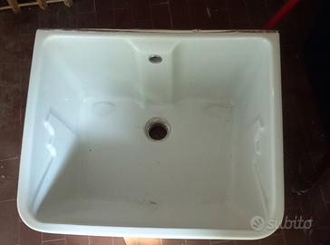 Lavandino da bucato