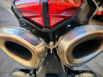 smembro Ducati 1198 del 2009 con 15.000km