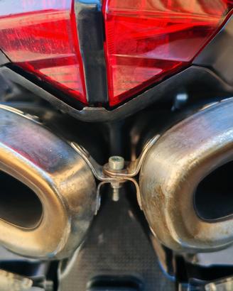 smembro Ducati 1198 del 2009 con 15.000km