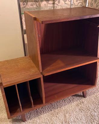 Credenza vintage e tanti mobili anni 50 e 60