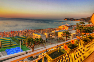 Appartamento ubicato sul Lungomare di Letojanni