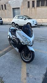 Yamaha tmax 500