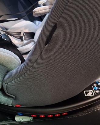 Seggiolino auto Giordani con base isofix