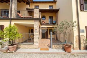 3 LOCALI A MONTECHIARUGOLO