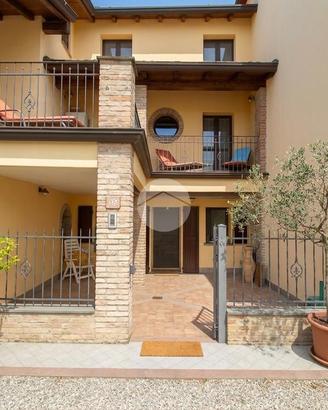 3 LOCALI A MONTECHIARUGOLO
