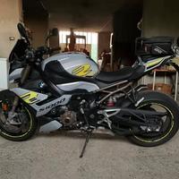 Bmw s 1000 r - 2022