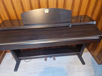 strumenti musica pianoforte elettrico Yamaha 