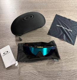 Occhiali da sole Oakley Sutro verde specchiato
