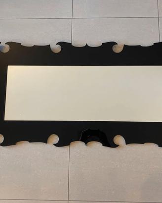 Specchio in metecrilato nero