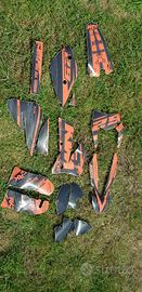 grafiche ktm + pezzi in carbonio 