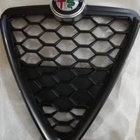 scudo griglia alfa romeo Giulietta 