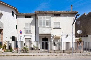 3 LOCALI A MARTINSICURO