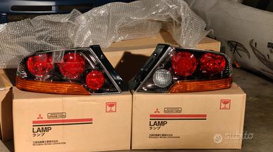 Fari Mitsubishi Lancer Evolution 9