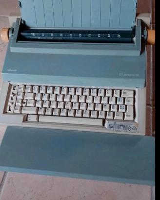 Macchina da scrivere Olivetti