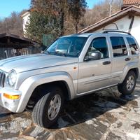 Jeep Cherokee 2.8 CRD Limited del 2003 (serie KJ) 