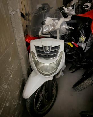 Per ricambi o da sistemare peugeot lxr200 bianco