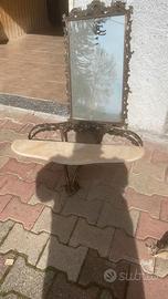 specchio con tavolino