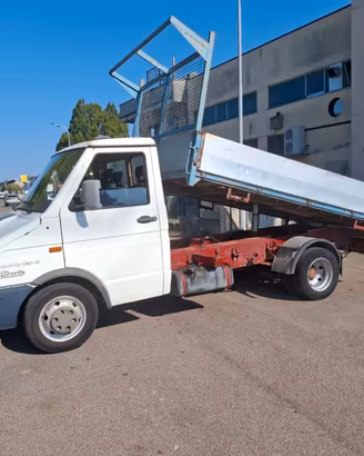IVECO Daily 3510 2.8 TURBO Ribaltabile Trilaterale