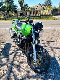 Kawasaki zr7