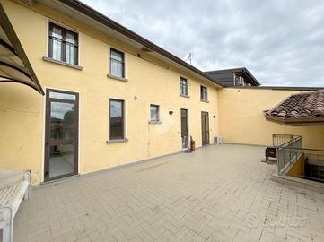 3 LOCALI A CALVISANO