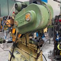 Punzonatrice Thomas / Omera