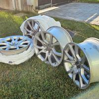 CERCHI LEGA 18" AUDI CON STEMMA (o Seat-Skoda)
