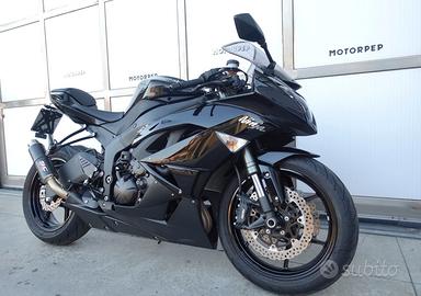 Kawasaki ZX6R usata 2011 - 15.905 km