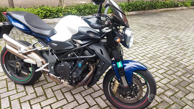 MV AUGUSTA BRUTALE 920 