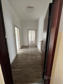 Appartamento uso ufficio/studio in centro