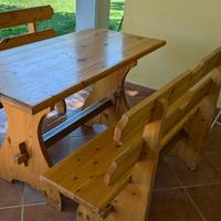Tavolo con panche legno massello