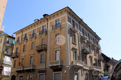 3 LOCALI A TORINO