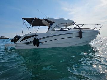 Beneteau Antares 8 V1 con Mercury 225 V6 32 ore