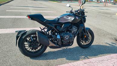 Honda CB1000R Black Edition 