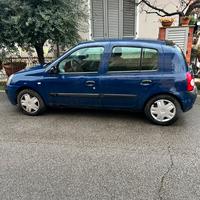 Renault Clio 1.100 del 2005
