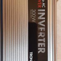 Inverter 12 V CC-220 V CA per auto