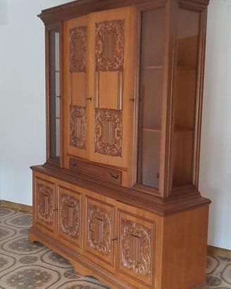 CREDENZA IN LEGNO