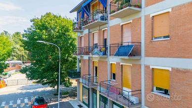 3 LOCALI A REGGIO NELL'EMILIA