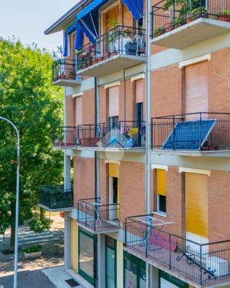 3 LOCALI A REGGIO NELL'EMILIA