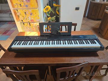 pianoforte digitale tastiera musicale