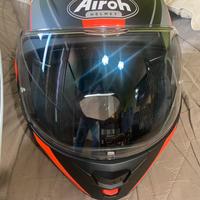 Casco modulare Airoh doppia omologazione