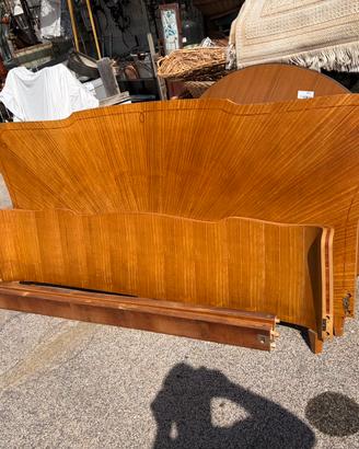 Armadio e letto vintage