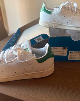 Scarpe adidas stan smth