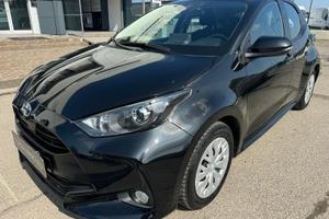 Toyota Yaris Hybrid Active MY22