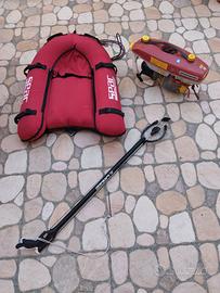 scooter ,fucile e gommoncino