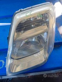 Fanale sx citroen c2 anno 04,