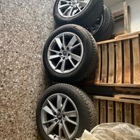 Cerchi e gomme Audi