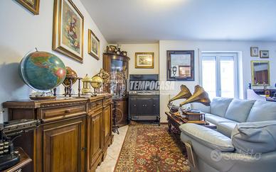 QUADRILOCALE IN ZONA STRATEGICA CON BOX DOPPIO E C