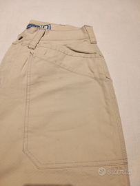 Pantaloni marca Quiksilver
