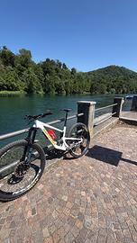 Santa Cruz Hightower C 2021 L RIVERNICIATA