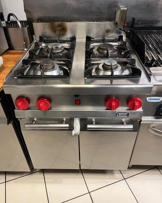 cucina professionale a gas